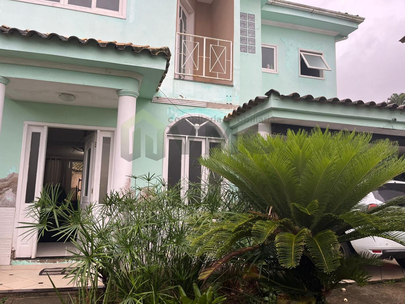 Casa à venda com 4 quartos, 150m² - Foto 2