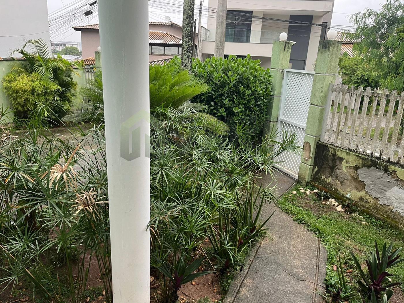 Casa à venda com 4 quartos, 150m² - Foto 3