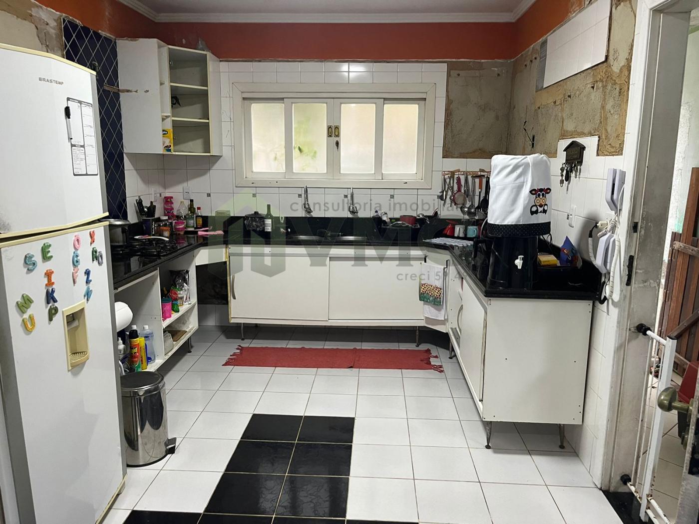 Casa à venda com 4 quartos, 150m² - Foto 8