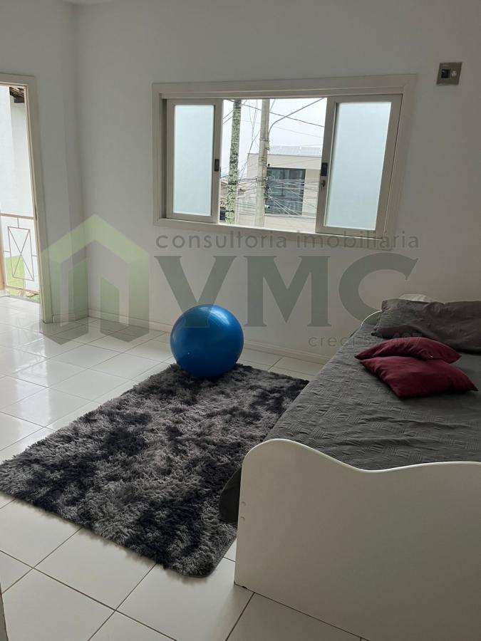 Casa à venda com 4 quartos, 150m² - Foto 19
