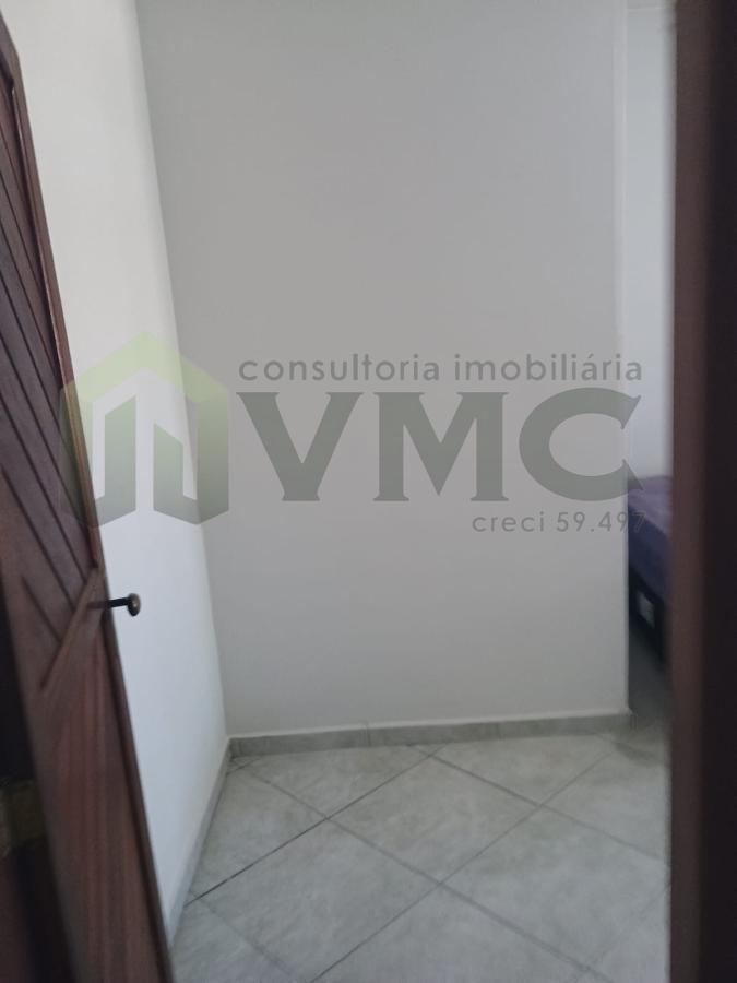 Casa para alugar com 3 quartos, 450m² - Foto 17