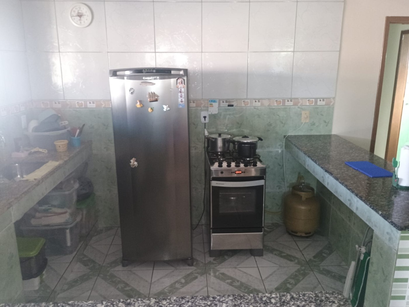 Casa à venda com 2 quartos, 300m² - Foto 15