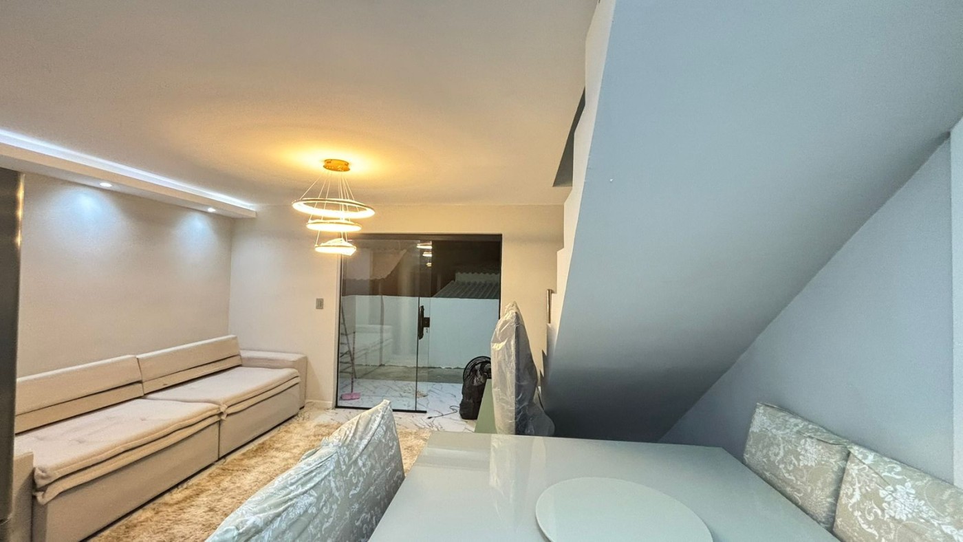 Casa à venda com 2 quartos, 100m² - Foto 3