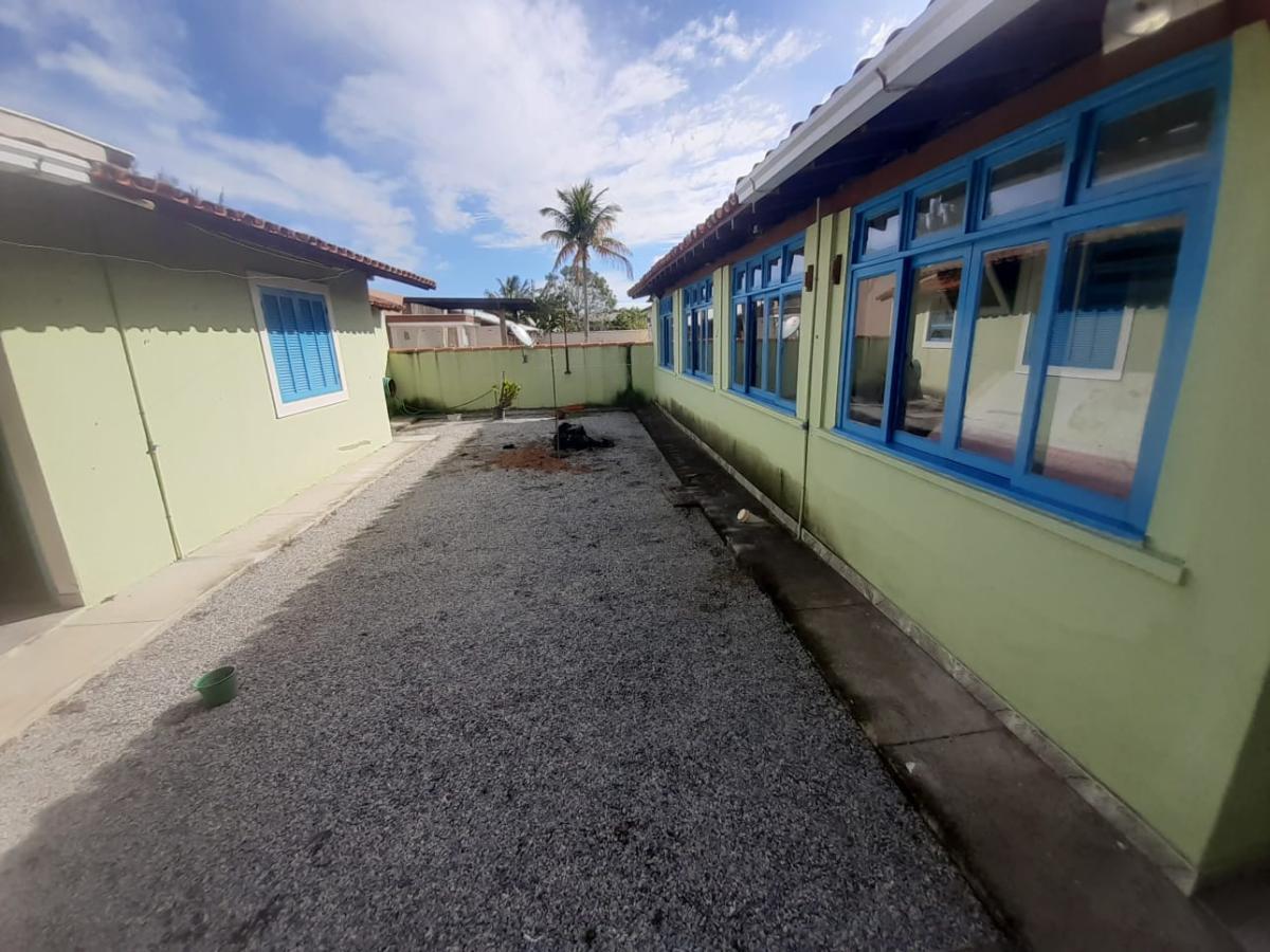Casa para alugar com 4 quartos, 247m² - Foto 15
