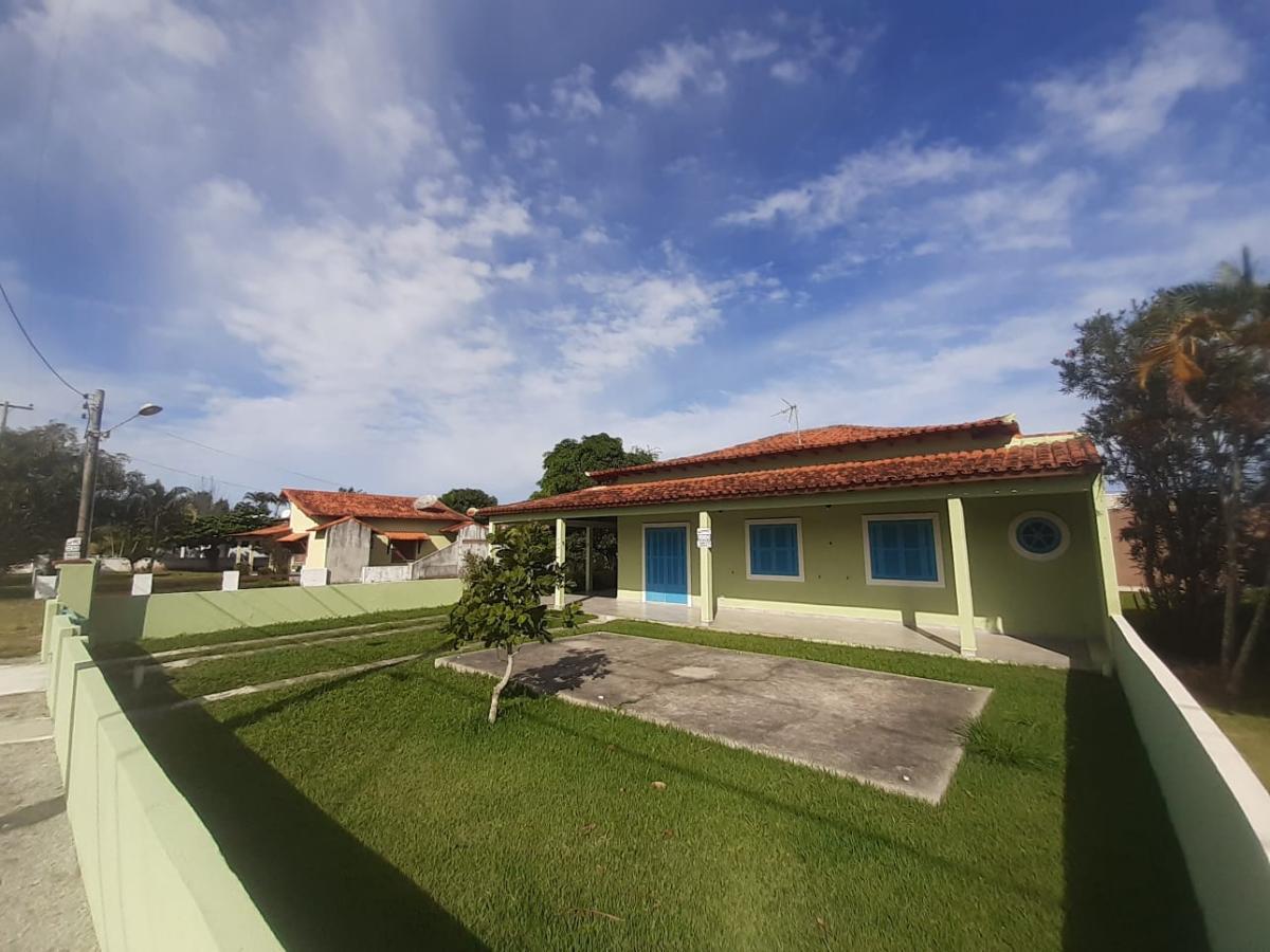 Casa para alugar com 4 quartos, 247m² - Foto 1