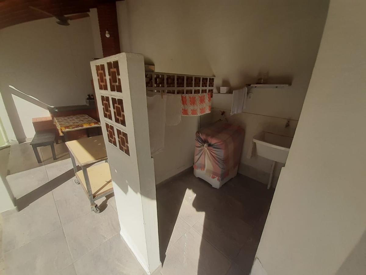 Casa para alugar com 4 quartos, 247m² - Foto 19