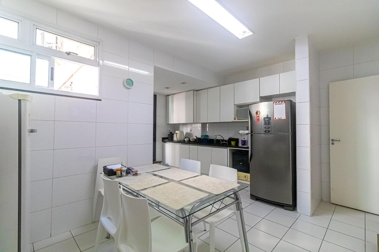 Apartamento, 3 quartos, 156 m² - Foto 11